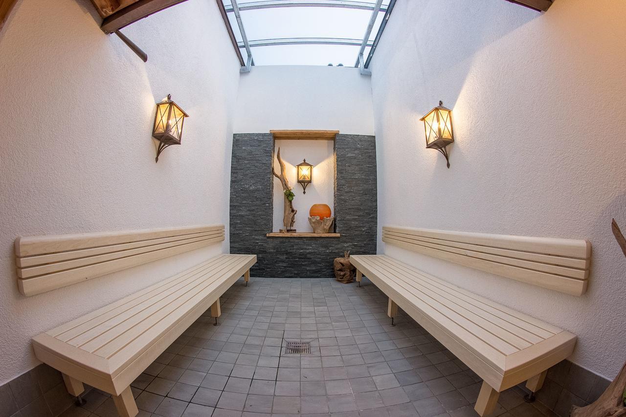 Wohlfuehlhotel Schiestl Fügen Exterior foto